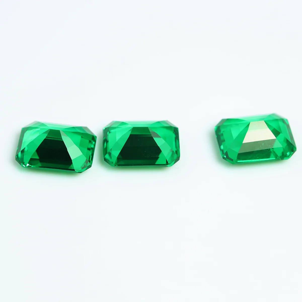 Wholesale Lab Grown Emerald Colombia Emerald Cut Gemstone Synthetic  Loose Stones Emerald