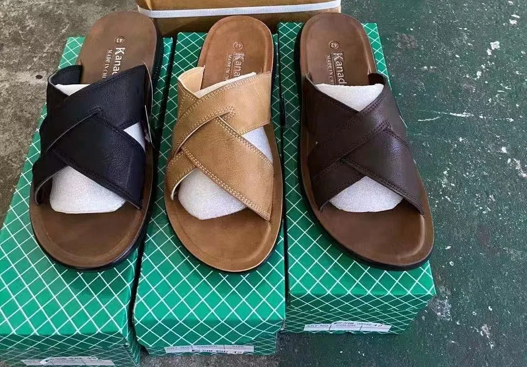 popular cheap comfortable men slippers black flat slippers for men