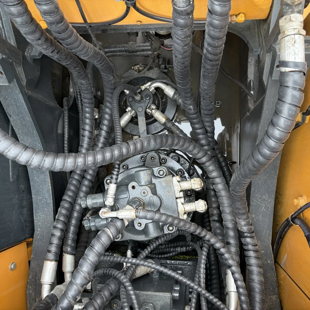 22 TON Cheap Second Hand Engine Hyundai 225LC-9S Tracked Excavators Hyundai Excavator Used Construction Machinery for Sale