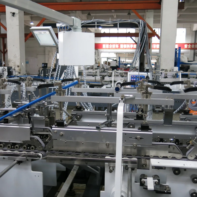 GS-1100 высокоскоростная автоматическая машина для склеивания папок 4 и 6 углов