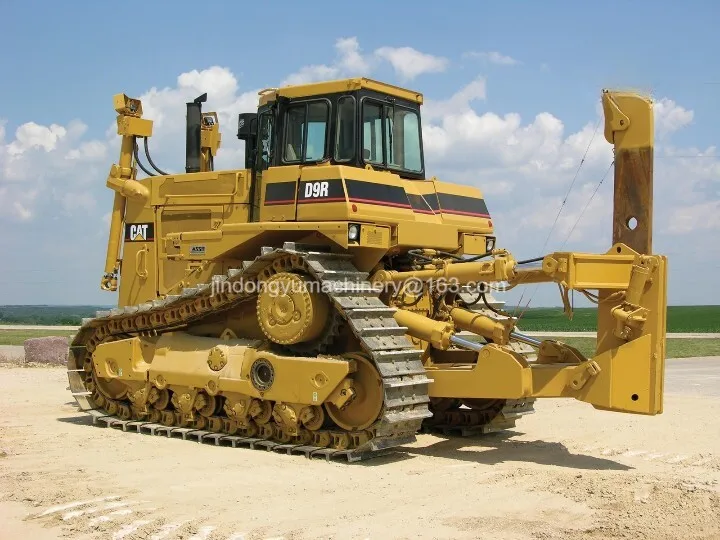 The CAT D9T WH Used Dozer is a high-efficiency bulldozer with a 436 HP engine and a weight of 50 tons