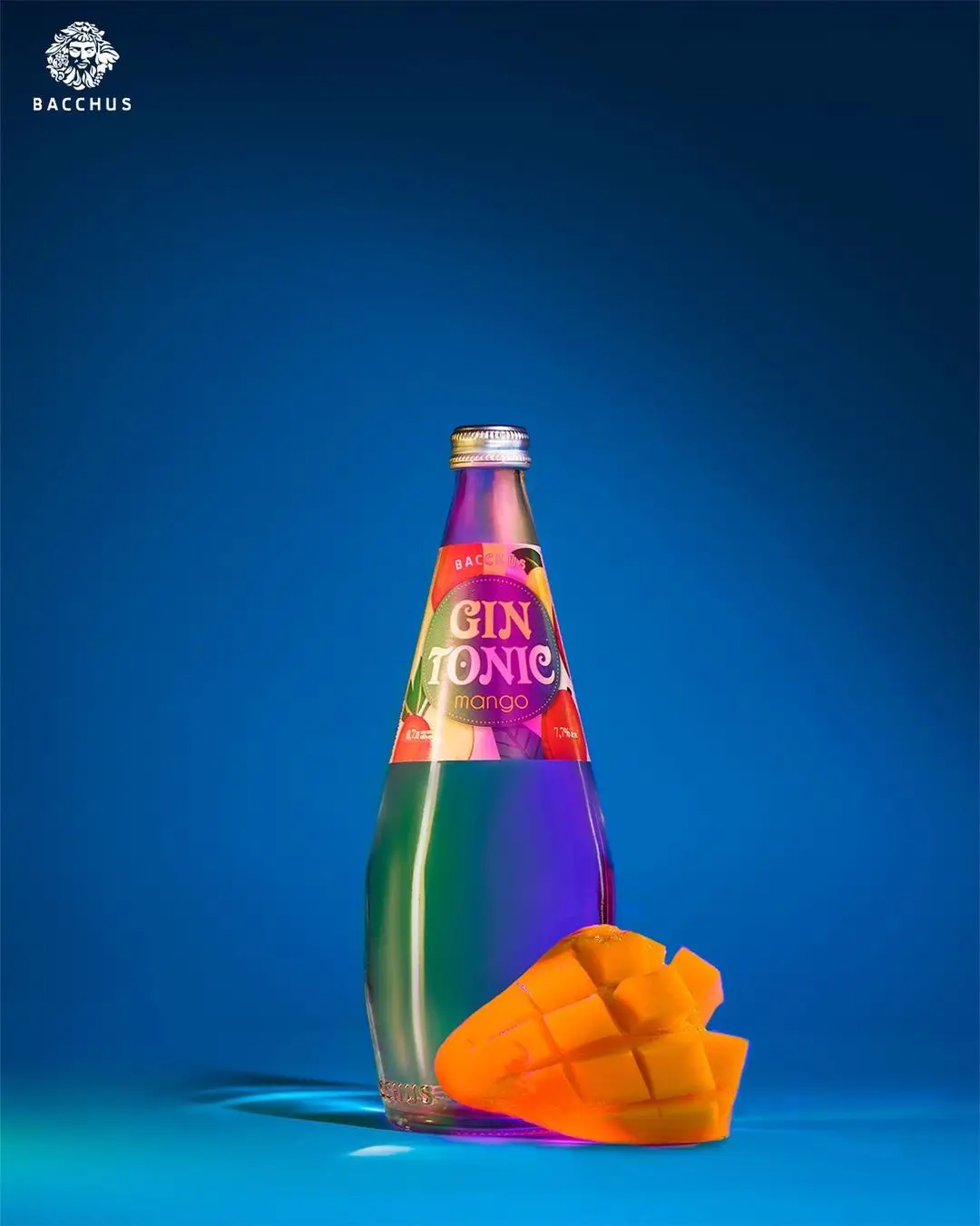 Газированный алкогольный напиток Джин тоник манго