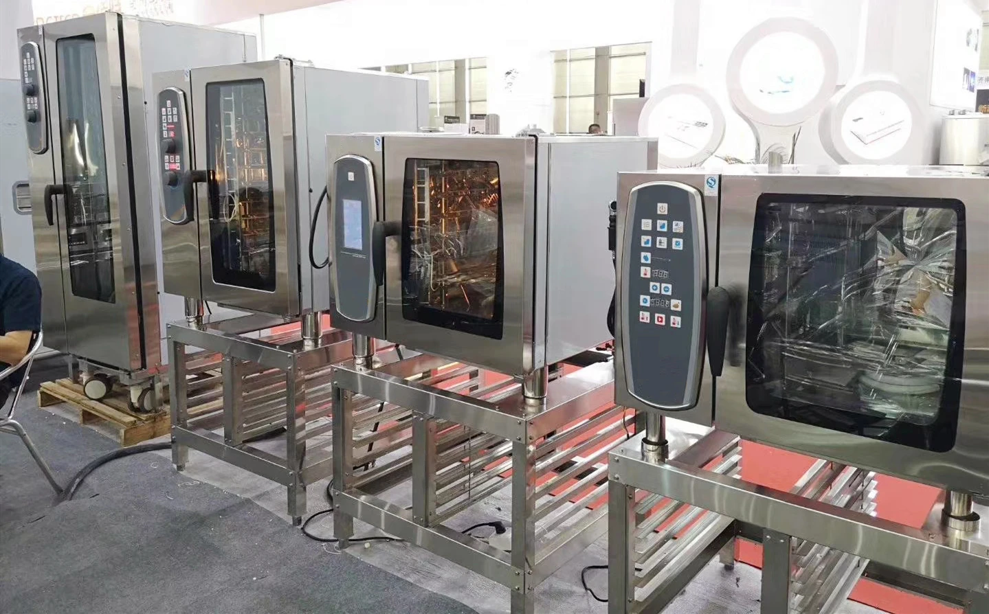 A Multifunctional Electric steamer commercial industrial convection combi steam oven commercial for baking meat sale restaurant