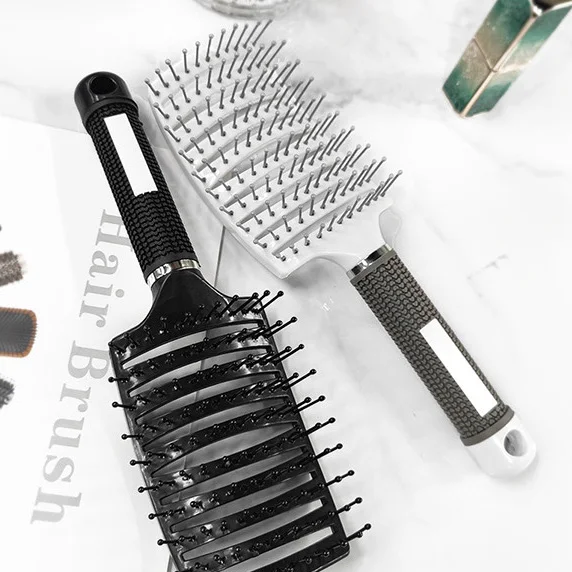 Classic Heat-Resistant  curved vent hair brush with nylon ball point bristle Detangler hair brush
