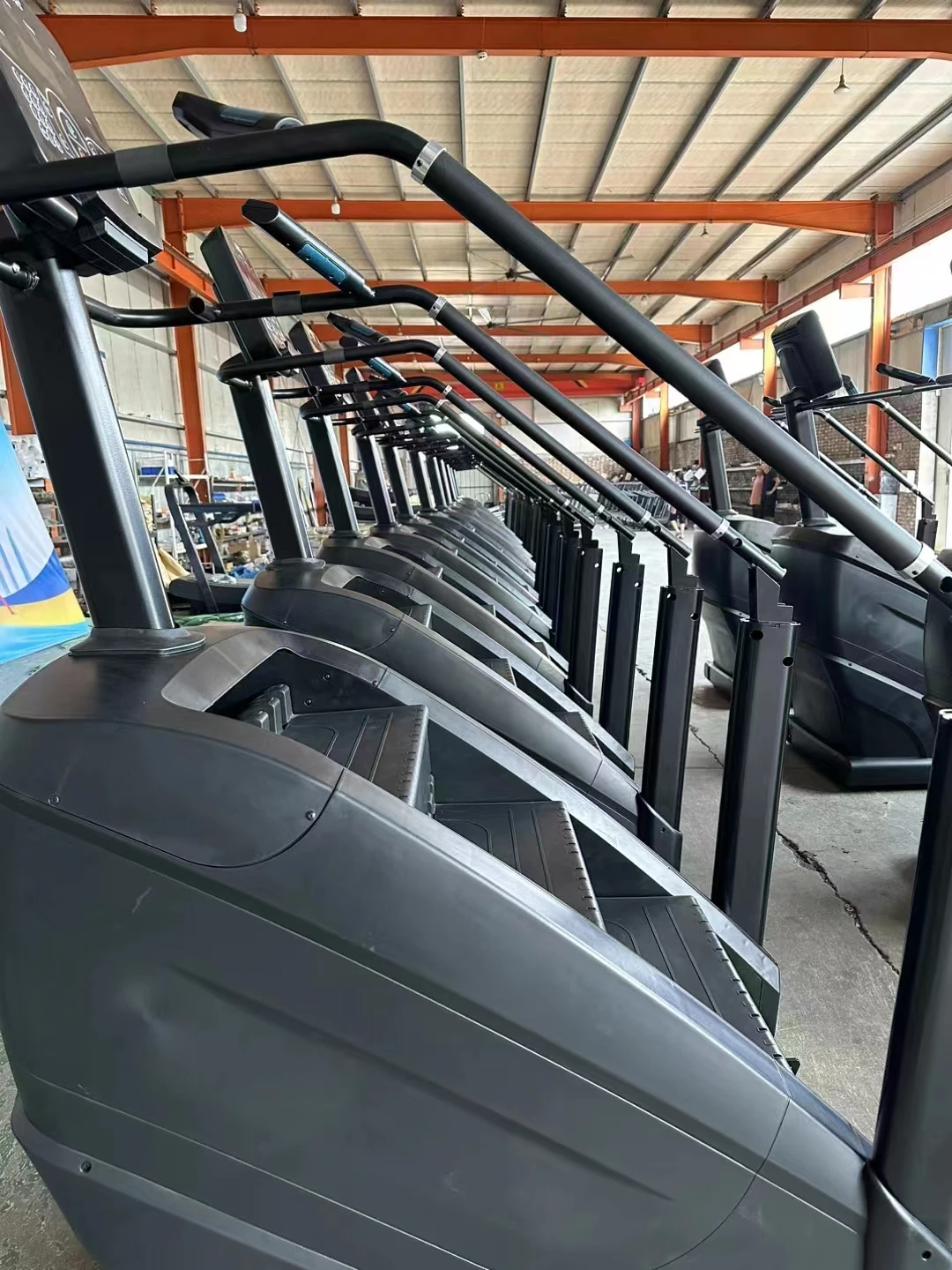 LZX-P11 professional gym equipment commercial use stair master machine and step machine for sale