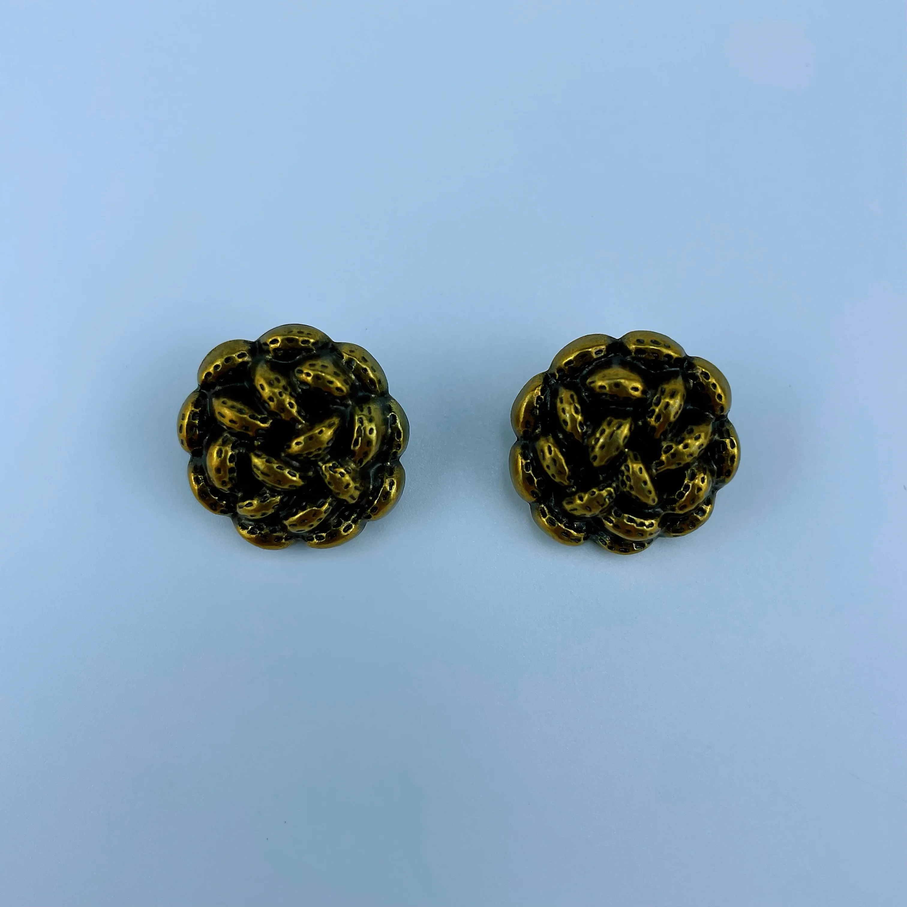 Rhinestone Metal alloy brass sewing button cover fancy Shirt Buttons for men studded skull patterns clothes garment accessories