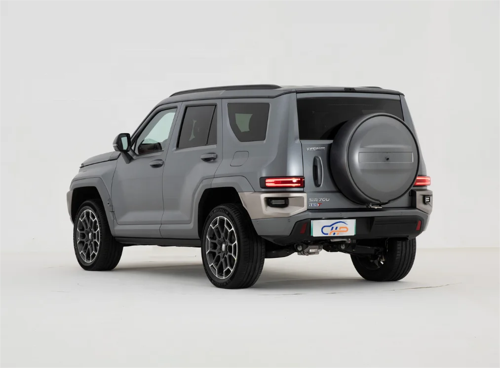 Great Wall 700 Tank700 3.0T Hybrid SUV Luxury Full-Size Off-Road Vehicle with New 700-Litre Fuel Tank