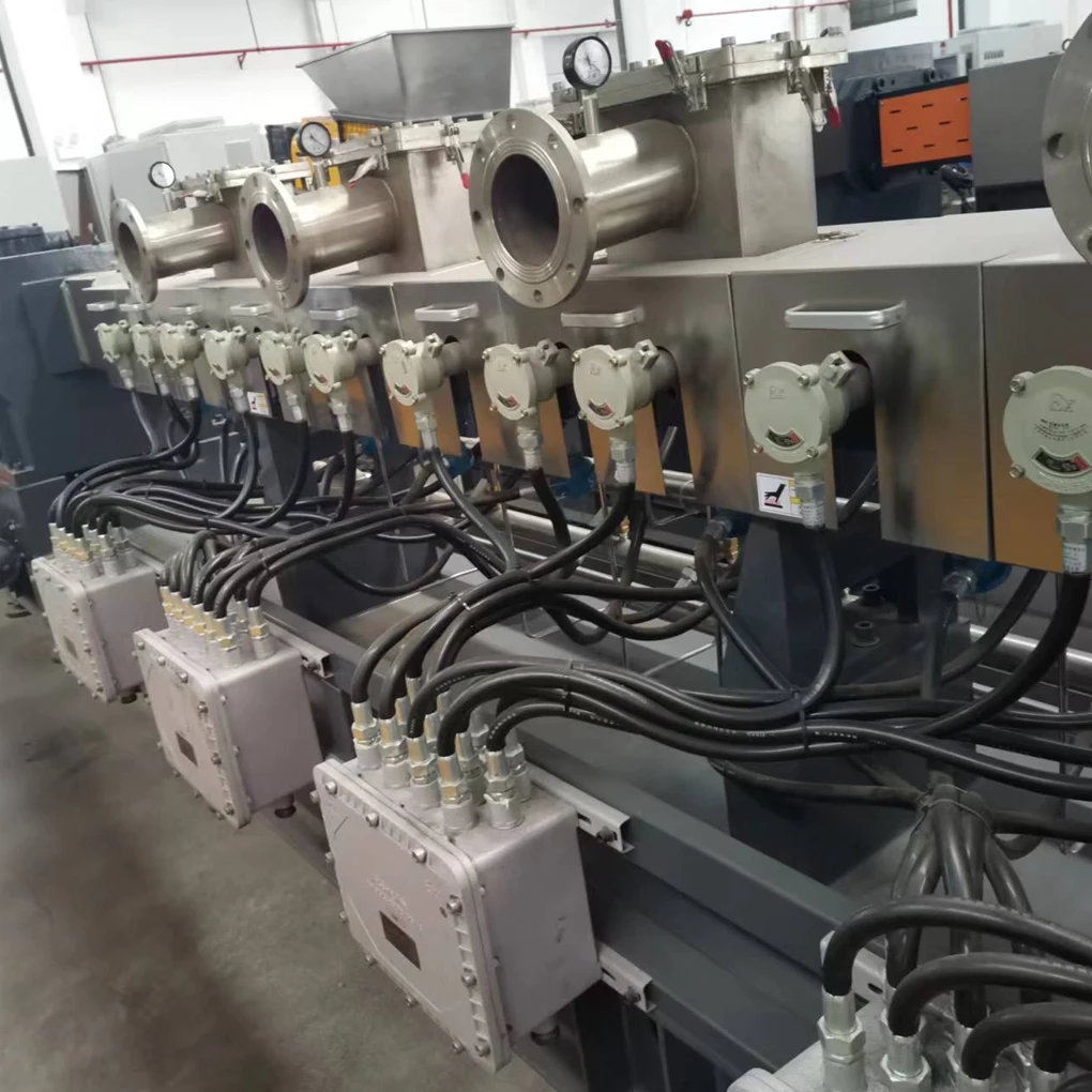 Pet Pp Pe  Extruder Machine Pla Co-rotating Plastic Granules Twin Screw Extruder