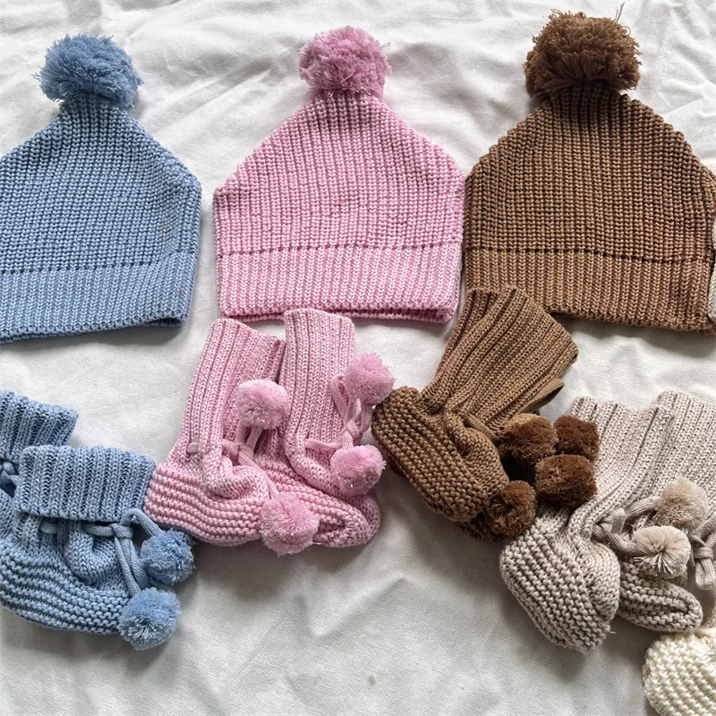 Matched Boots And Hat Gift Set Natural Rose Pink Knitted Newborn Baby Bobtail Booties Crochet Pattern With Pom Pom