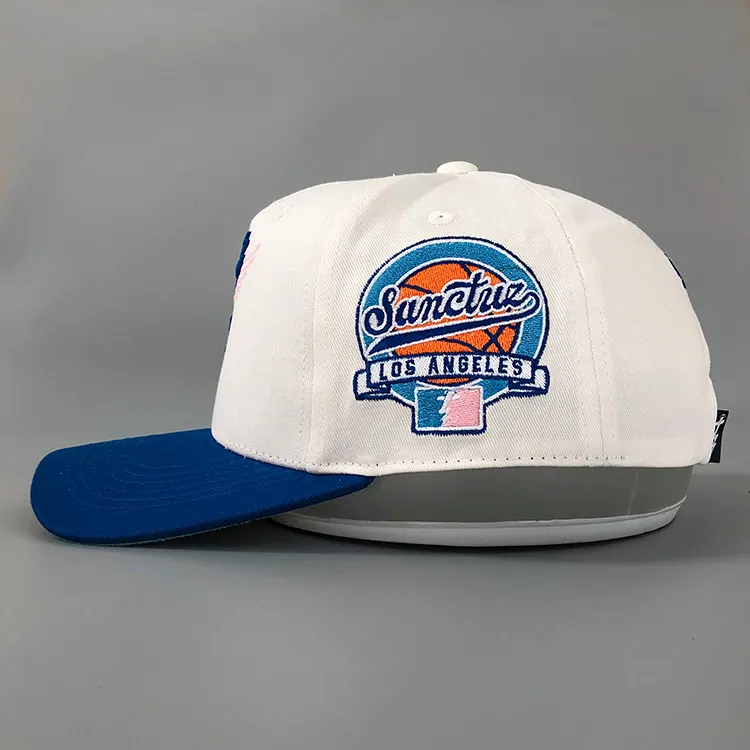 2022 New Design Two Tone Baseball Cap 5 Panel Structured Cotton Cap Customized Embroidered Logos Sports Cap Hats