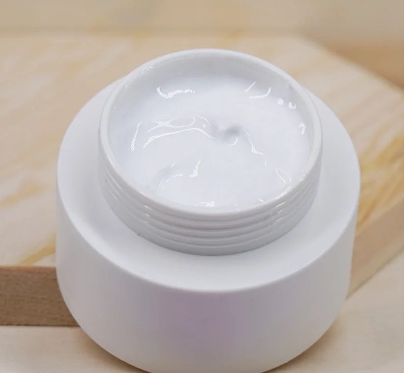 AiXin OEM 30 г Фирменная торговая марка Органический натуральный отбеливающий крем Детокс бамбуковый уголь массаж очистка лица