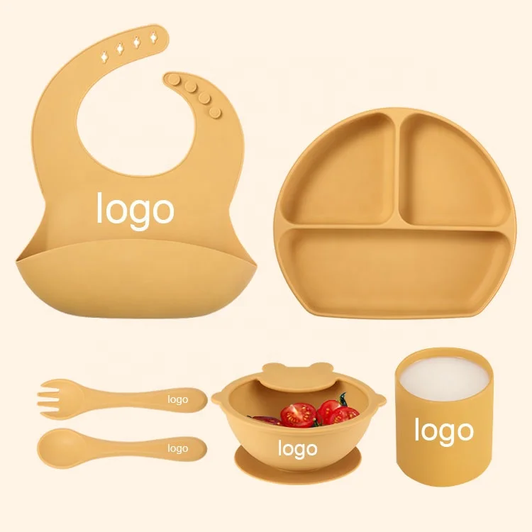 Wholesale Baby Led Weaning First Stage Self Feeding Silicone Suction Plate Bowl Spoon Bibs BPA Free Silicone Baby Feeding Set