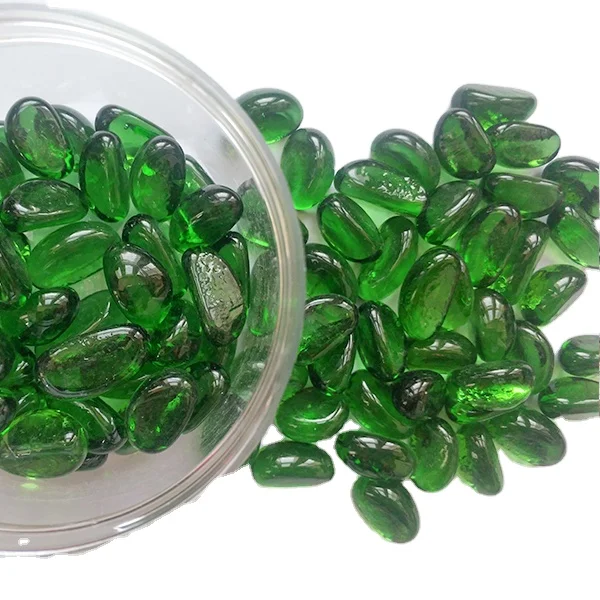 Оптовая продажа зеленые красочные стеклянные бусины крупными партиями форма гальки кешью для ямы огня наполнение ваз украшения