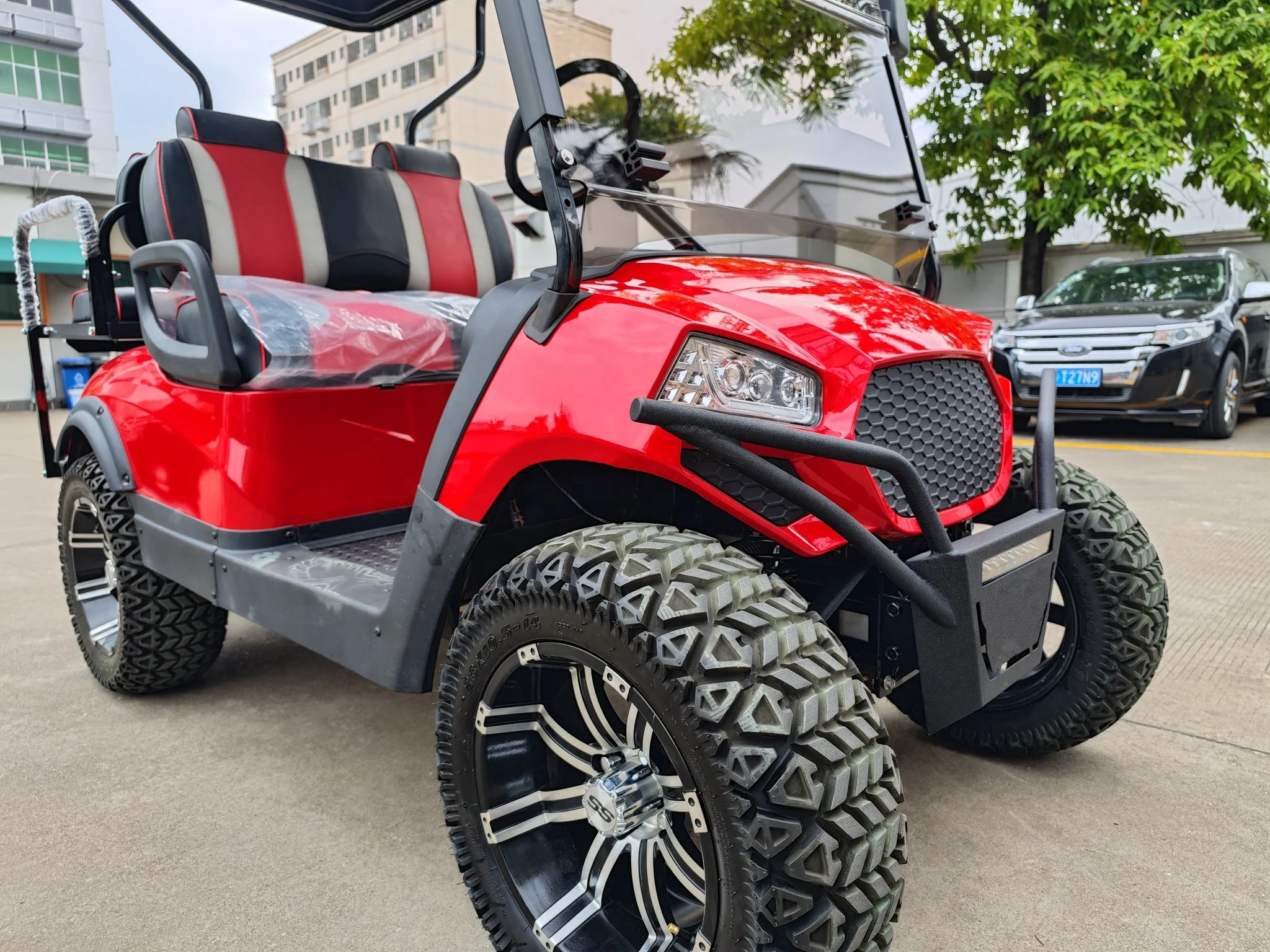 Street legal classic electric golf car 4 passenger, lihitum system off-road electric vehicle utility trailer