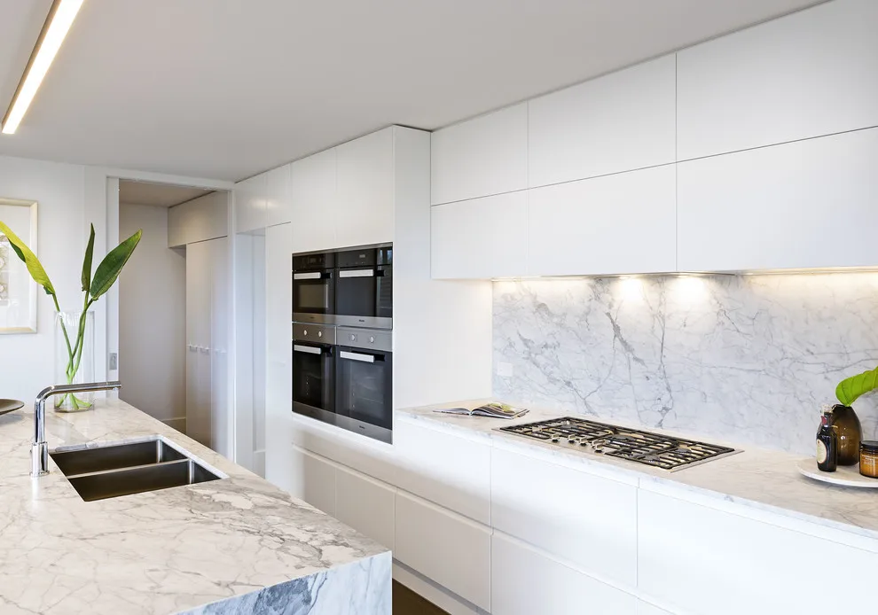 Aluminum Hanger Wood Color Open Wardrobe walk in closet bedroom furniture with LED Light