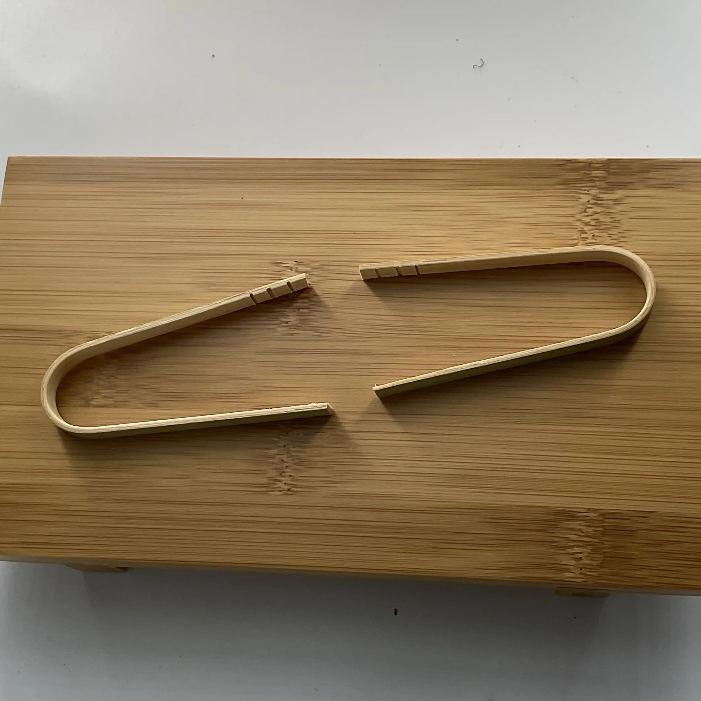 High Quality Bamboo Food Serving Clips U Shape Small Clips For Supermarkets And Restaurants