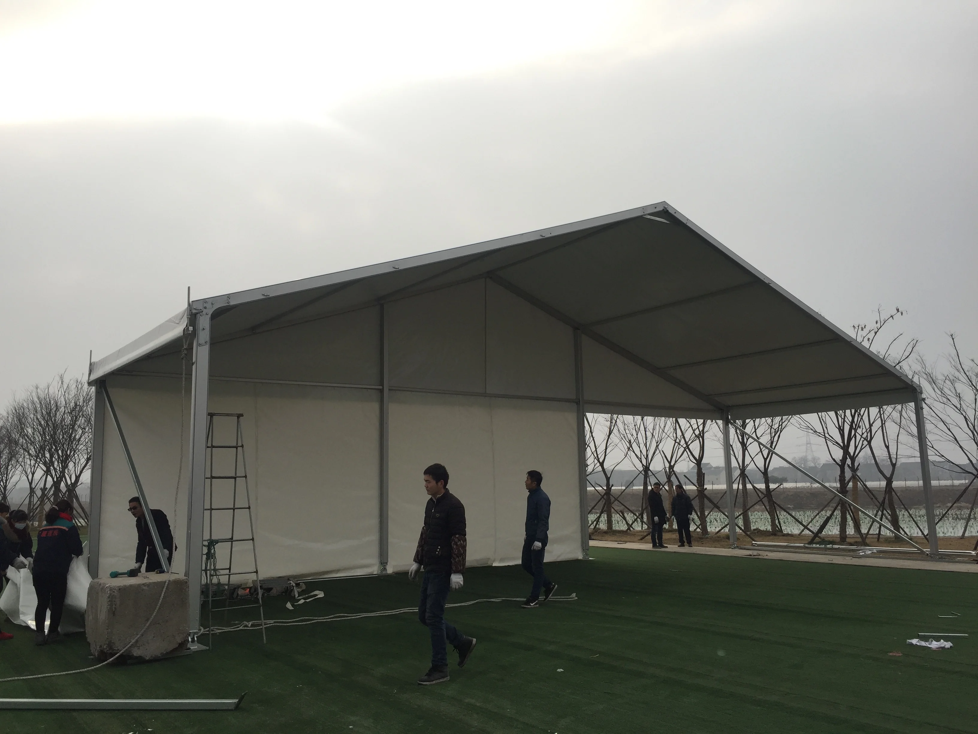 importing tents from china wholesale