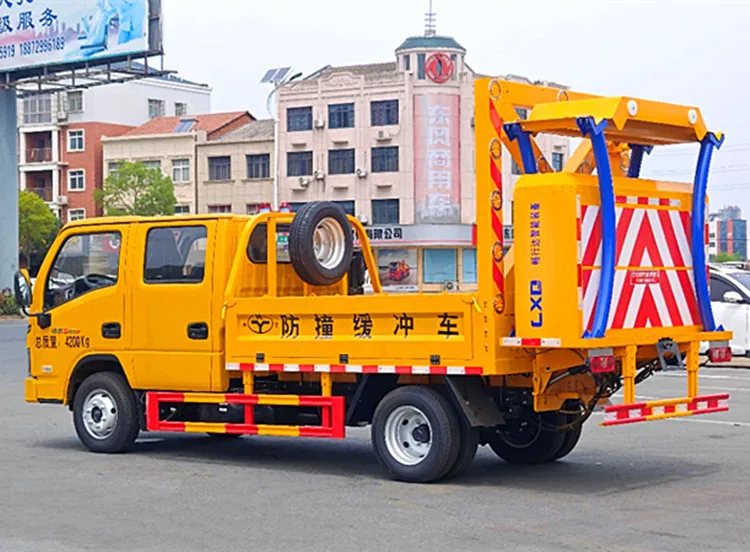 Saic Yuejin small anti-collision buffer truck Euro 6 Road emergency vehicle 70k80k100k collision buffer device for sale