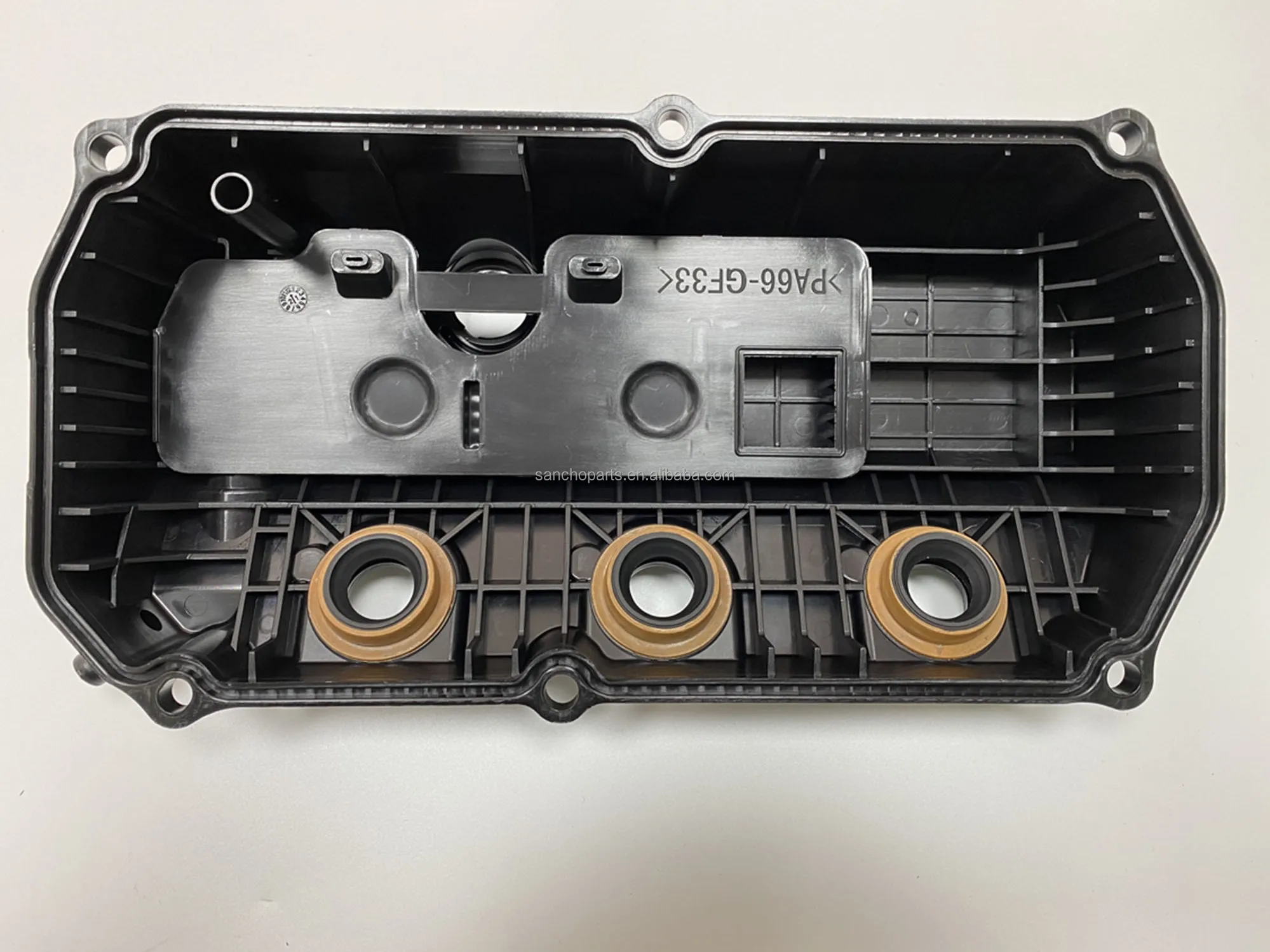 Engine Valve Cover 1035A840  Fit For  Mitsubishi