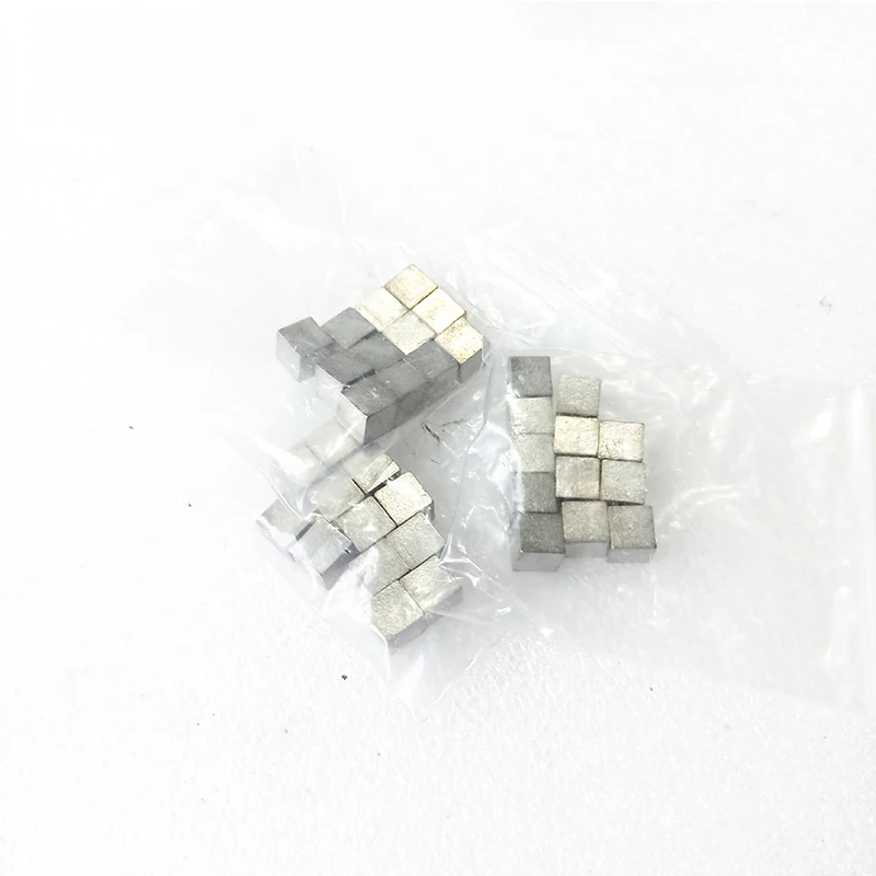 
2 ounces tungsten cubes 