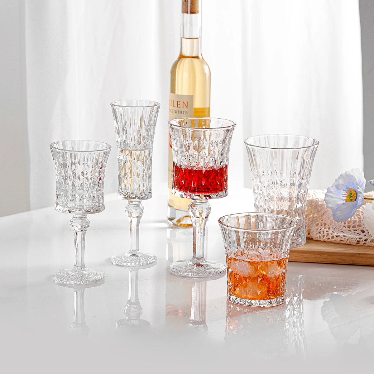 Luxury Glassware Leaf Cut Wine Glasses Tumbler Hand Engraved Etched Vintage Wine Glass Goblets Drinking Tumbler