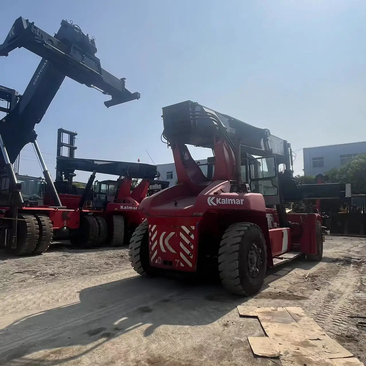 Original container and port lifting crane Kalmar DRF450 Finland reach stacker in discount 45 Ton Telescopic Handler