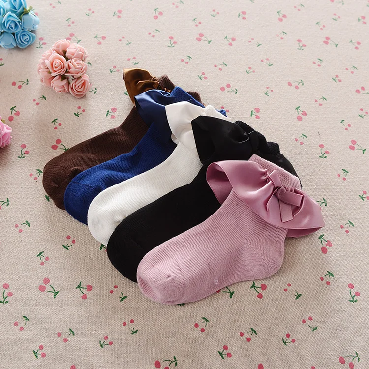 Новинка, весенние детские носки, милые детские атласные кружевные хлопковые носки для девочек с кружевным бантом и мягкой отделкой, короткие носки для маленьких девочек