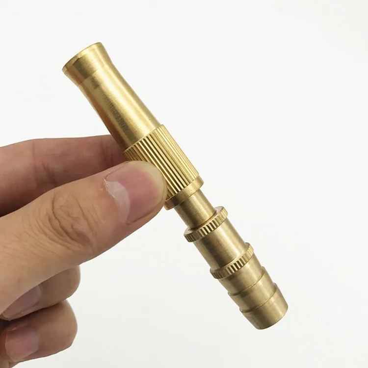 GARDEN HOSE NOZZLE