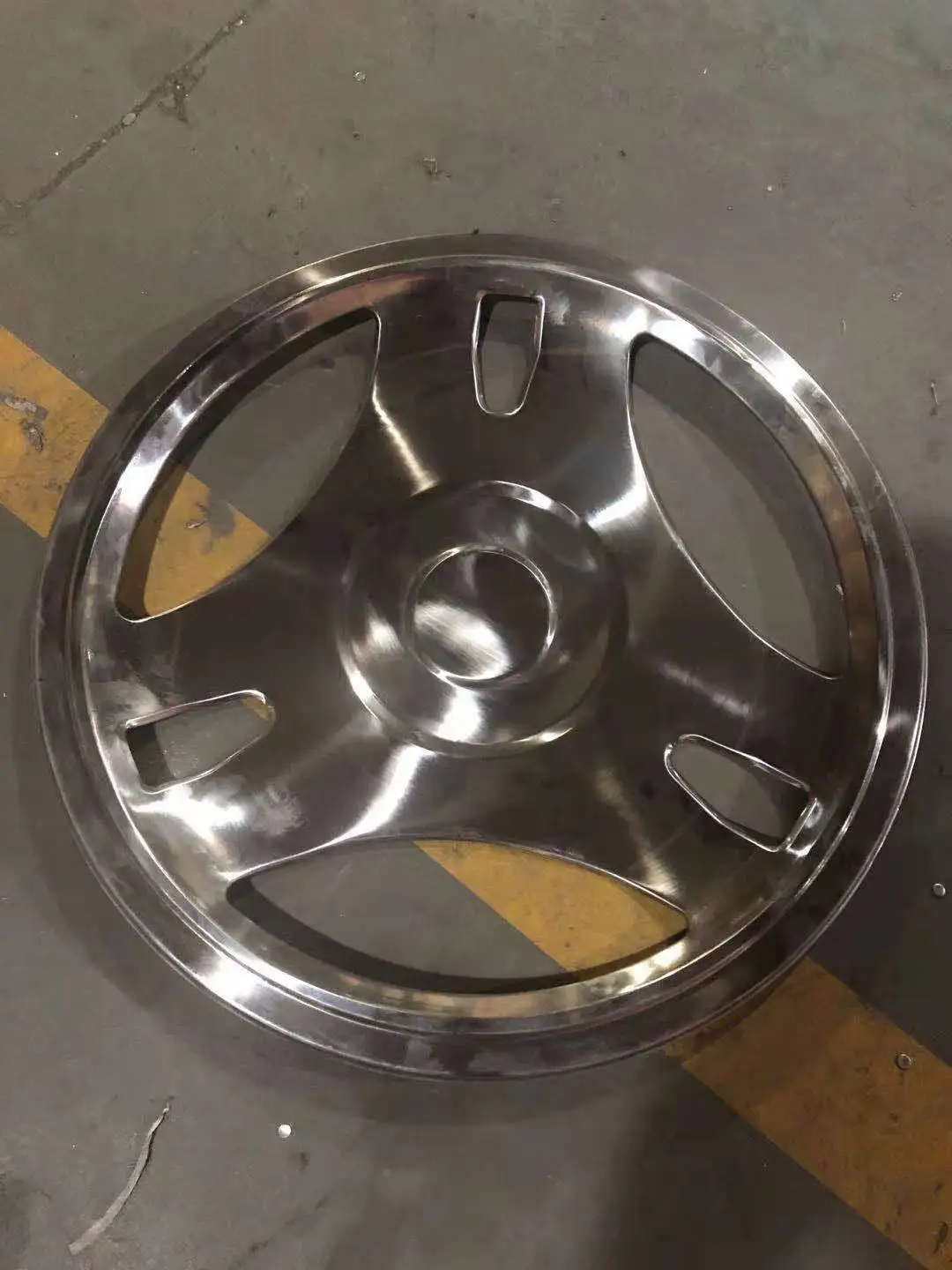 Semi trailer  and Heavy Truck universal wheel stainless steel wheel cover auto parts