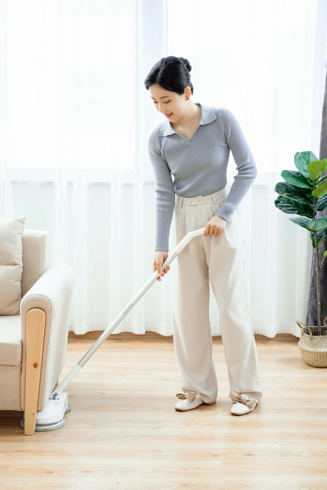 Cordless electric spray mop Wholesale price Best Electric spin steam mop cleaner Handle powerful wash electric care wash mop