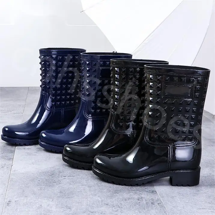 New Design wellies shoes Rain Boots Ladies Black Shiny Rivet Flat Boots Half PVC Rubber Rain Boots