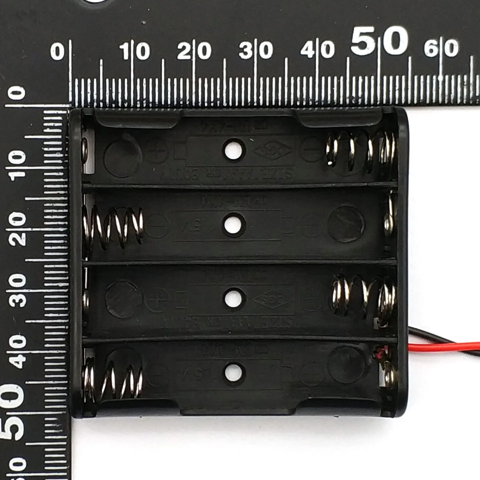 4 * AA UM3 battery holder with 9V battery snap clip
