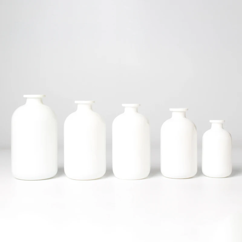 Popular design Transparent White 100ml Wine Bottle Luxury Liquor Whiskey Glass Bottle Custom Sticker With Aluminum lid