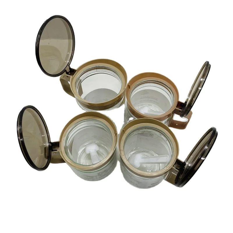 Large quantity and excellent price for home kitchen high-quality 4-piece glass spice bottle with black lid