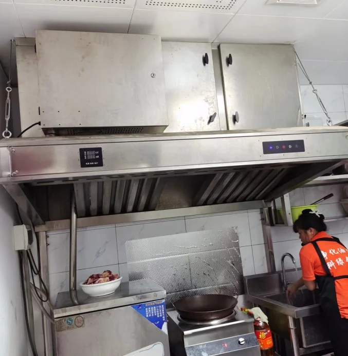 KELV Customizable Commercial Kitchen  Extractor Hood Non-smoking Stainless Steel Hood 6000M3/H for 2.0M Gas Disposal Machinery