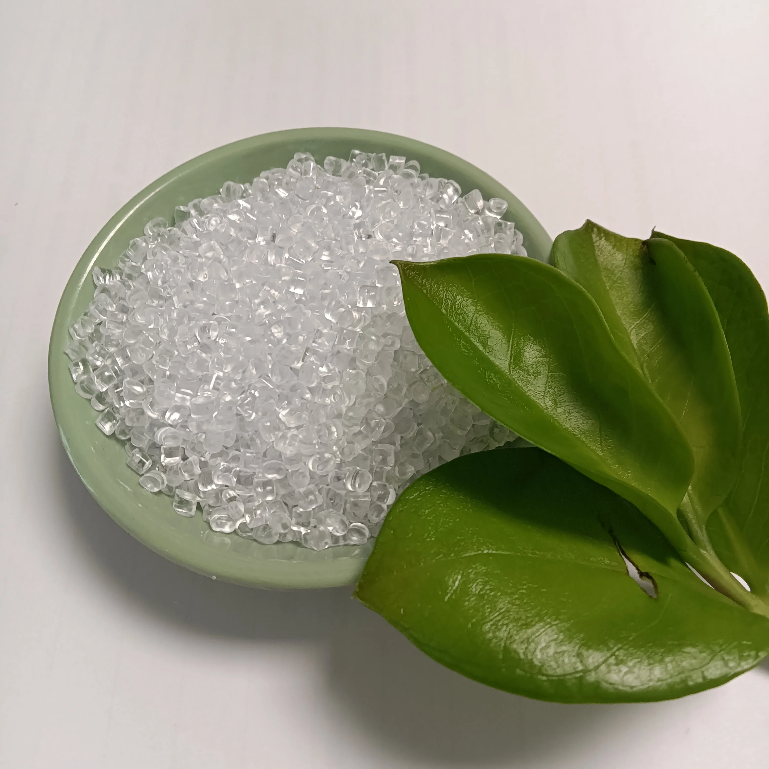 Low price and high rigidity Polycarbonate  PC-110  plastic pellet raw material for communication equipment