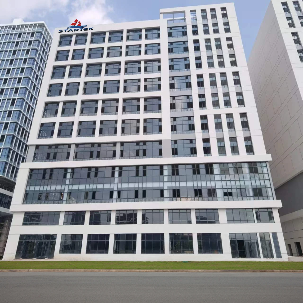 10.1 Inch TFT LCD Display Module with 1024(RGB)*600 LVDS Interface and Capacitive Touch Panel 40 Pin Design