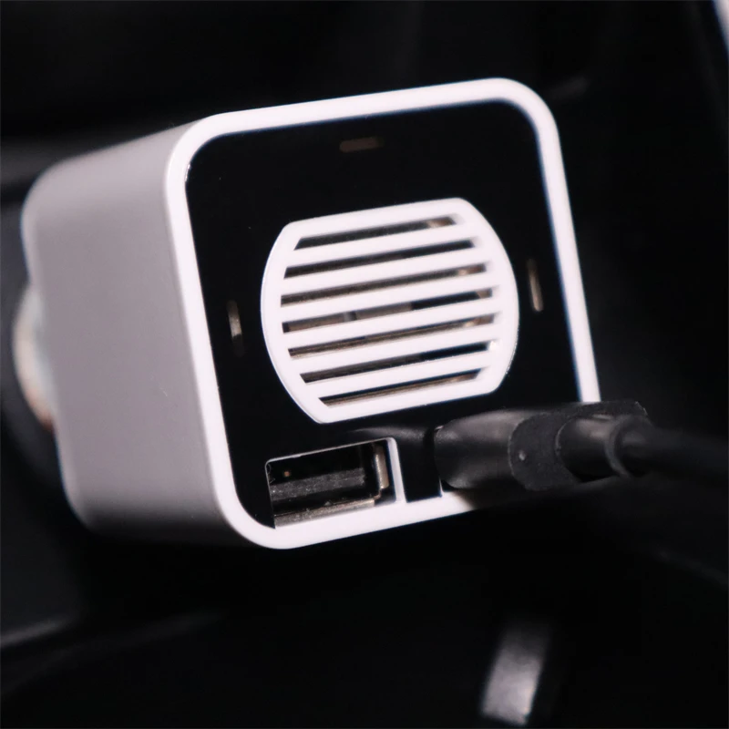 Оптовая продажа небольшой штекер с двумя Usb-портами быстрая зарядка 12 В автомобильное зарядное устройство очиститель воздуха