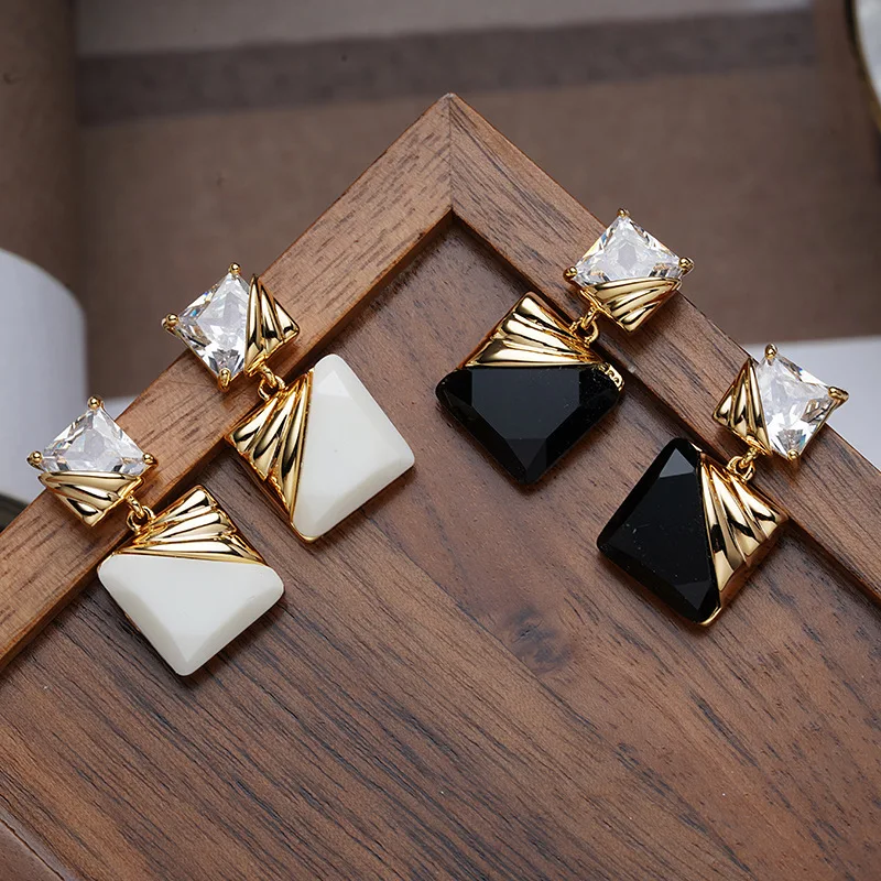Luxury Vintage Geometric Zircon Stud Earrings Trendy Large Diamond  Zircon Brass Stud Earrings Jewelry for Women