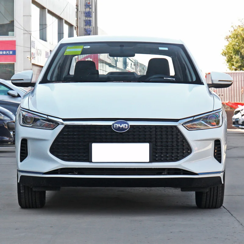 BYD E3 (2).jpg