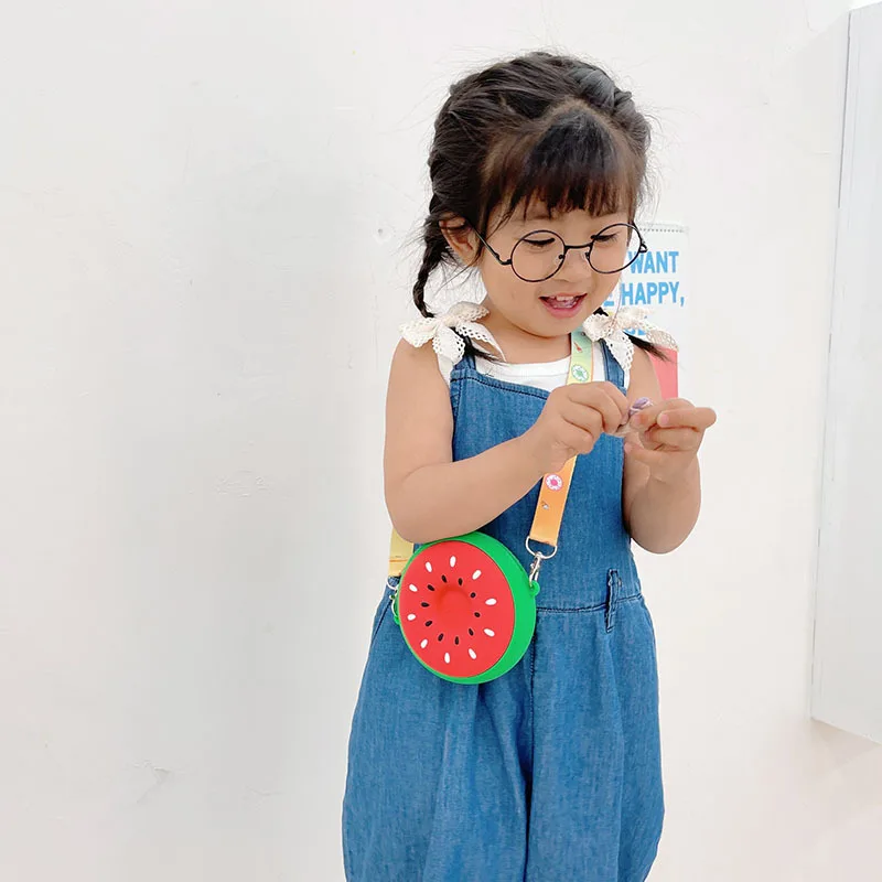 Watermelon small fruit silicone bag 2021 new shoulder wholesale children boy bag wallet coin money purse bag for kids boy girls