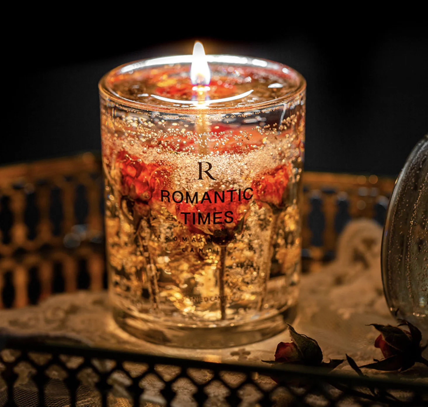 
2021 New True Flower Jelly Essential Oil Sleep Aid Smokeless Romantic Aromatherapy Candle 