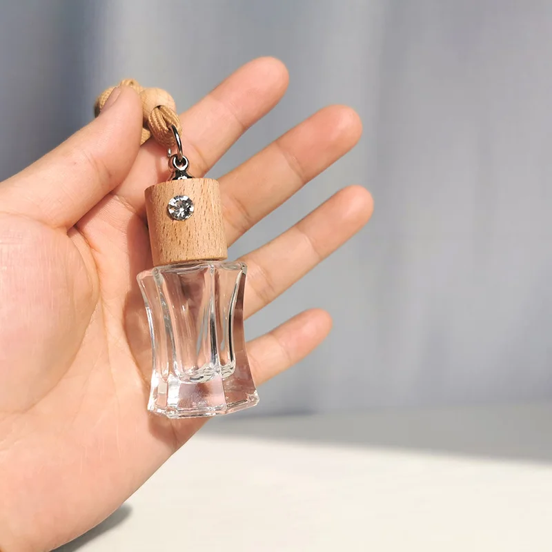 Avertan wholesale 5ml 6ml  Empty Refill Diffuse Fragrance Car Pendant Perfume Bottle