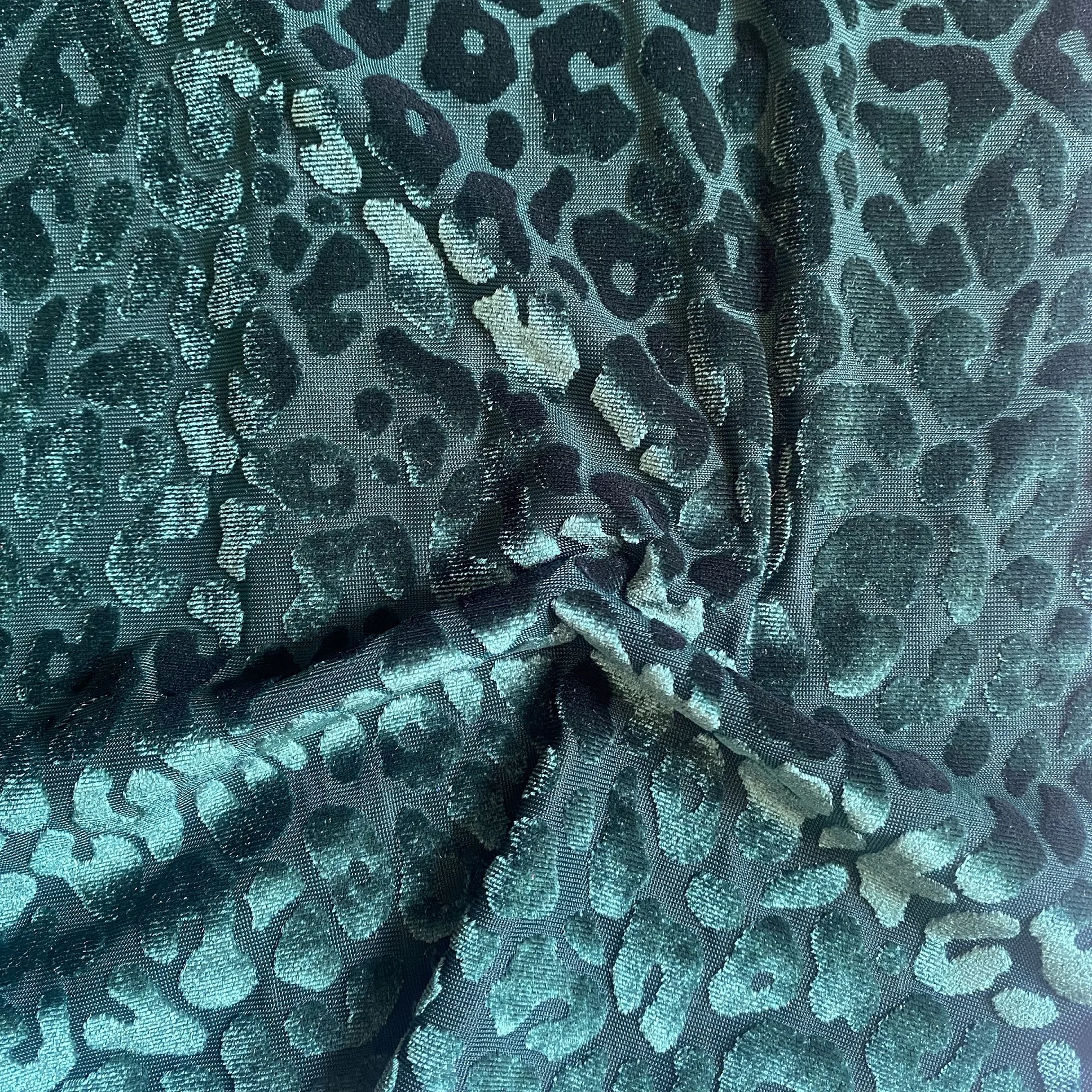 High quality manufacturer elastic poly spandex silk burn out design korean velvet fabric roll for women dress garments clothing