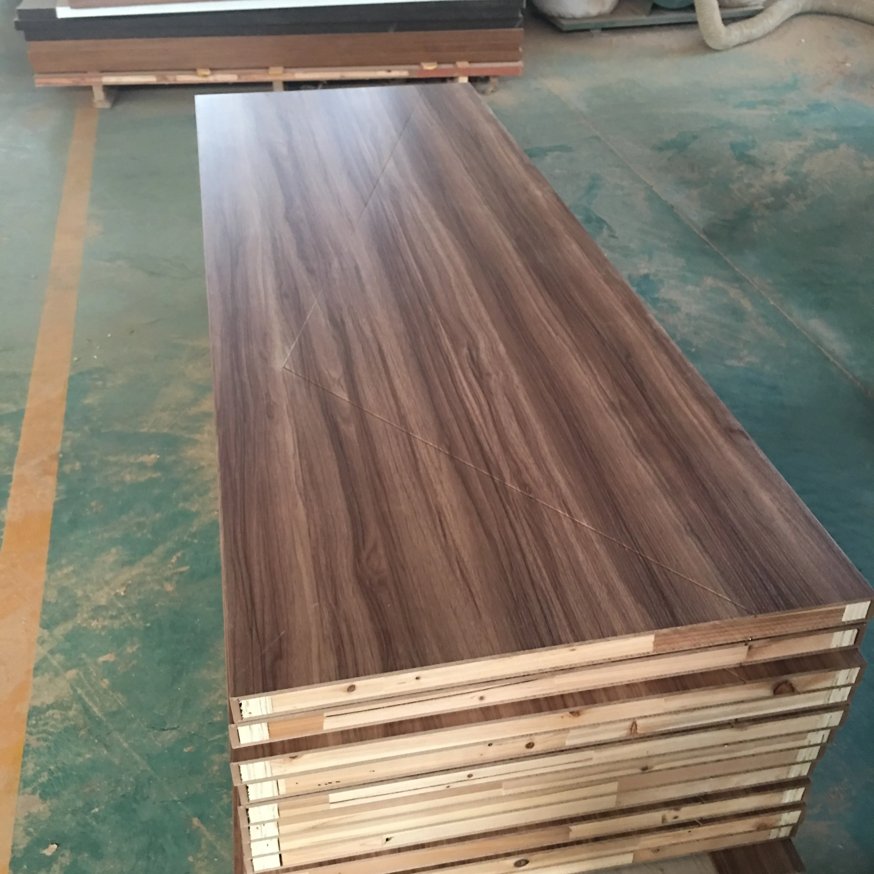 915X2135X32mm 40mm Melamine Laminated HDF Molded Door Skin For Door