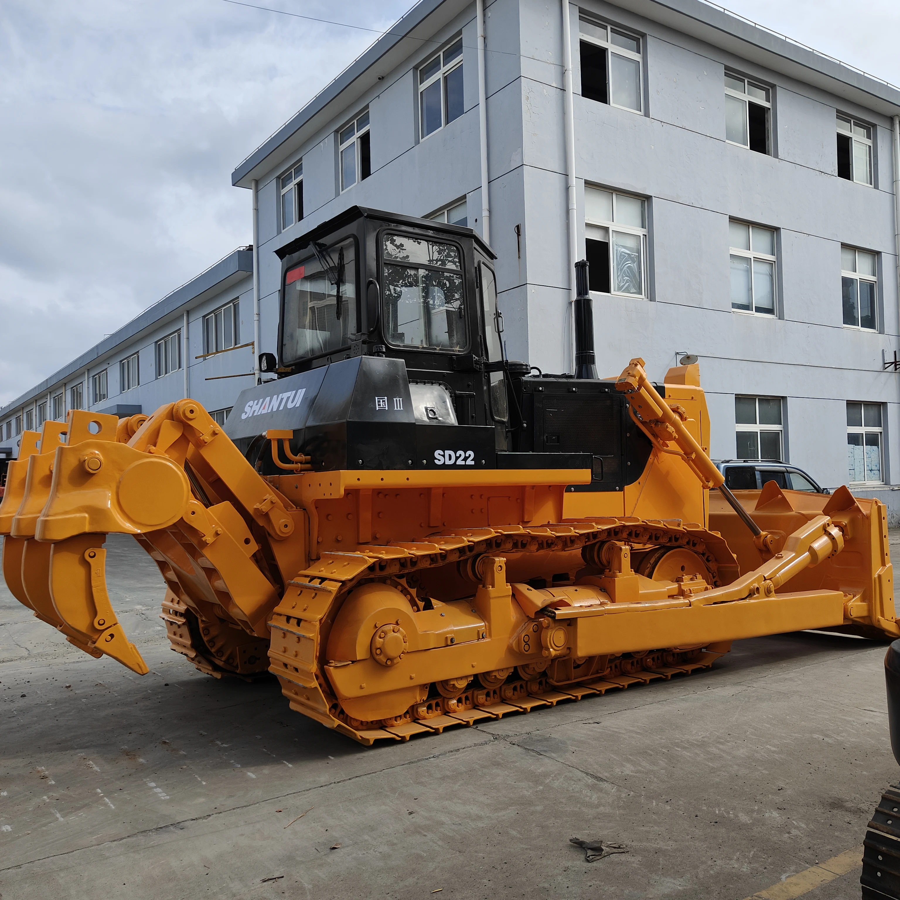 Hot sale SHANTUI SD13 SD16 SD22 SD26 SD32 shantui crawler bulldozer