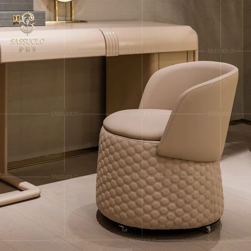 Sassuolo design foldable round stool leather pouf with storage multi-purpose ottoman useful wholesale living room furnitures