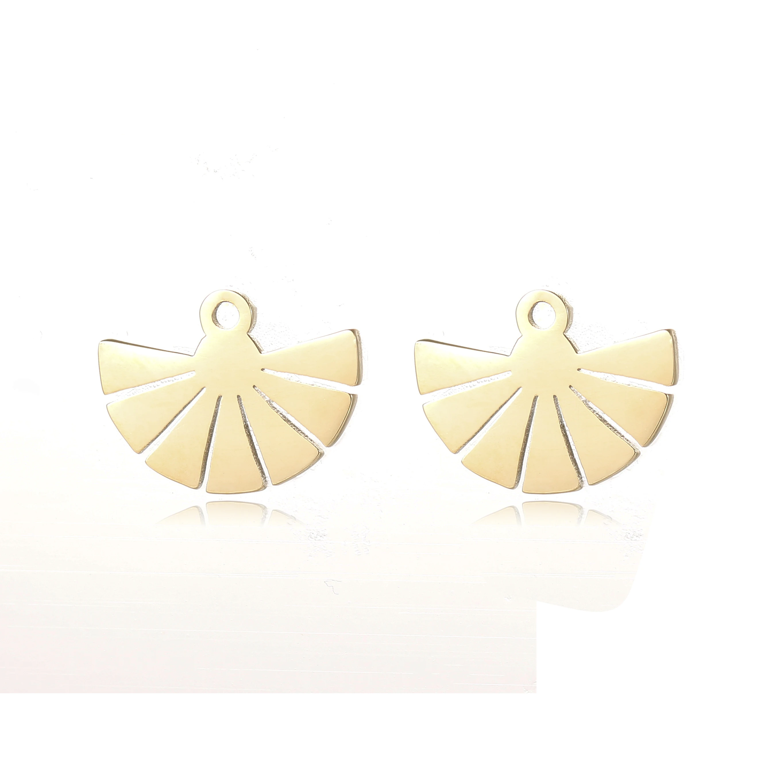 
Fashion Fan Shaped Desgner Jewelry Charms Gold Plated High Quality Stainless Steel Pendant 