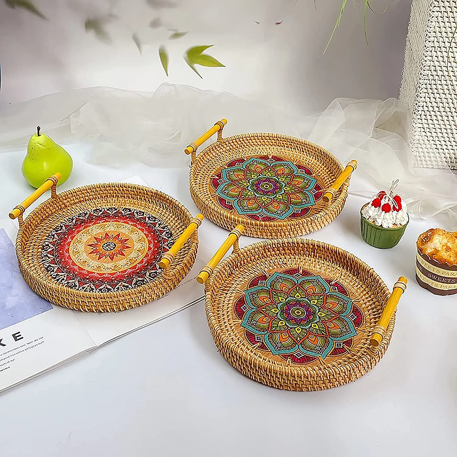 Decorative Woven Ottoman Trays for Coffee Table Dinner Party Kitchen Organizer Rattan Round Basket Serving Tray with Handles
