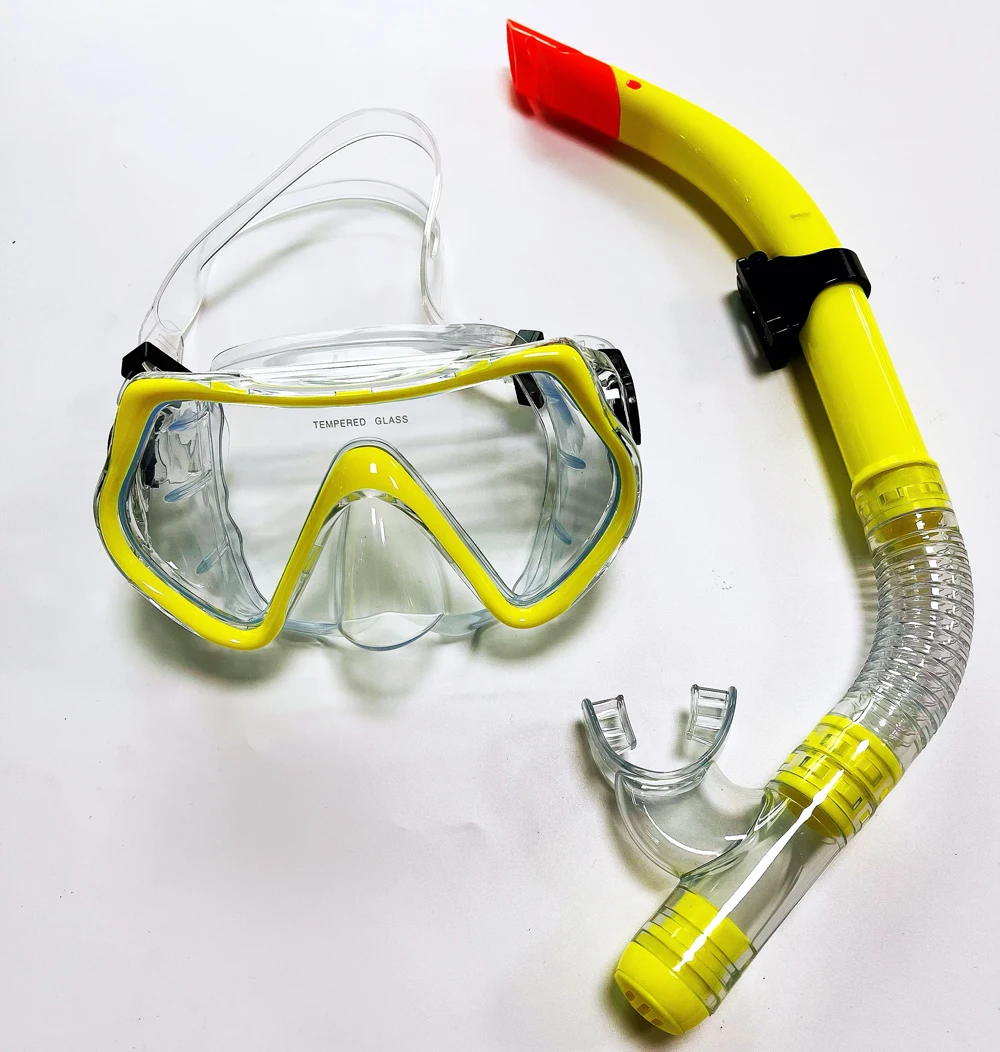 Adult snorkeling gear scuba diving equipment kit water sports mask and snorkel for sale